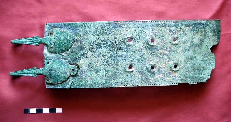 Bott. dell'Italia meridionale sec. IV-III a. C., Elemento di cinturone bruzio