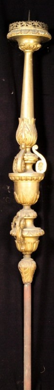 Ambito italiano sec. XIX, Candelabro processionale in legno dorato 4/4