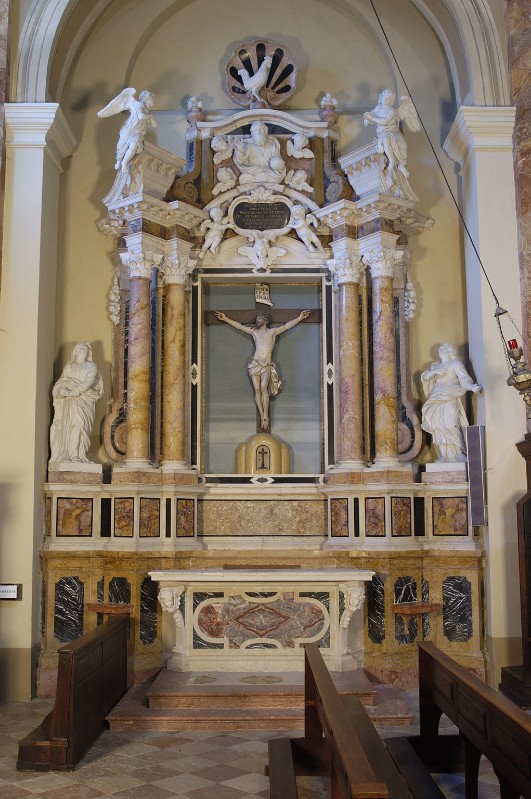 Maestranze castionesi (1768), Altare laterale del Crocifisso