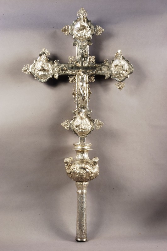 Bottega veneziana (1675), Croce astile