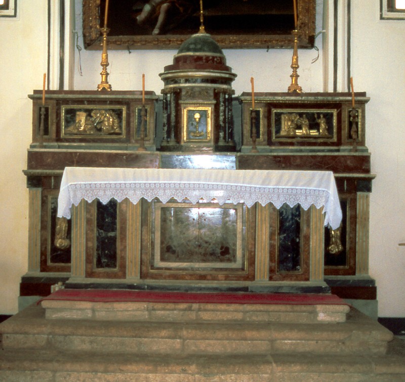 Ambito siciliano sec. XIX, Altare di marmo policromo