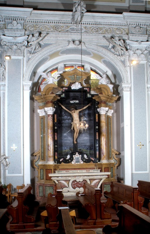 Attribuito a Benedetti C. (1720), Altare del Crocifisso