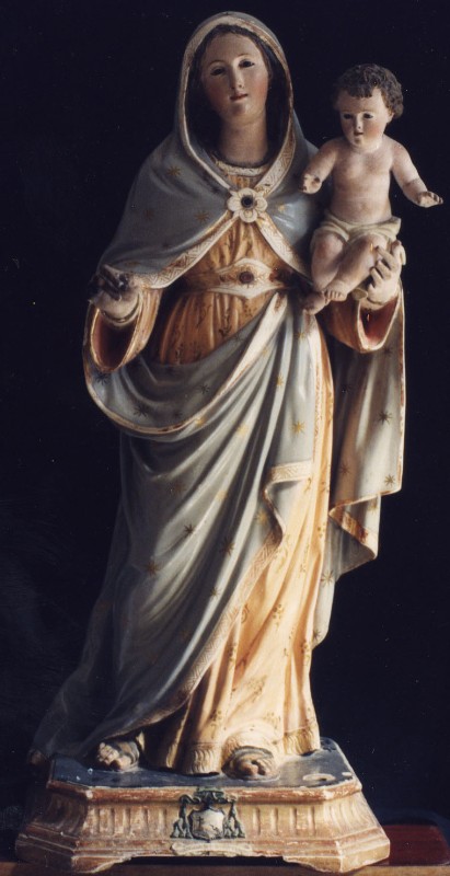 Luigi Caputo 1900, Statua Madonna con Bambino