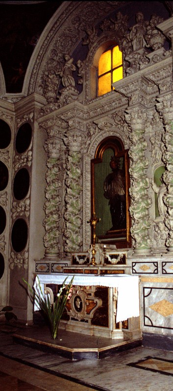 Bottega dell'Italia meridionale sec. XVIII, Altare di San Francesco de Geronimo