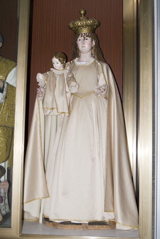 Ambito dell'Italia meridionale sec. XIX, Statua della Madonna del Fonte