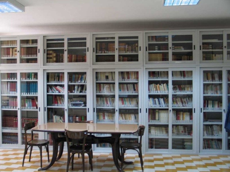 Biblioteca Ilia Corsaro