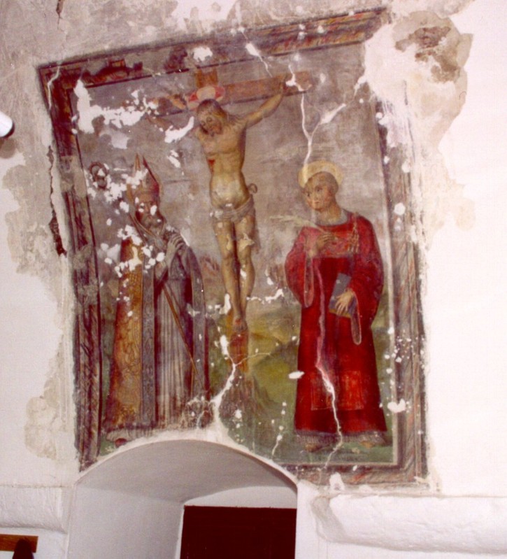 Ambito umbro sec. XVI, Crocifisso tra San Rufino d'Assisi e San Cesidio