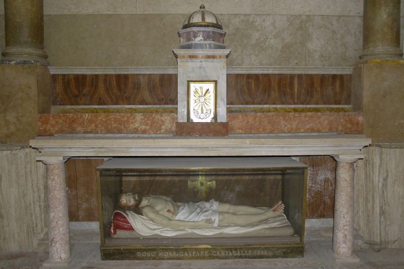 Maestranze romagnole (1955), Altare maggiore del Santissimo Crocifisso
