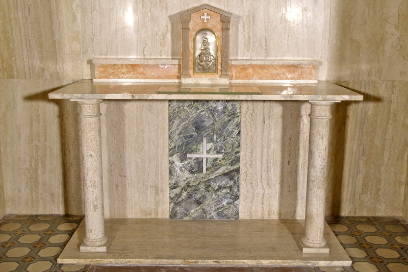 Maestranze romagnole sec. XX, Altare della Madonna delle grazie