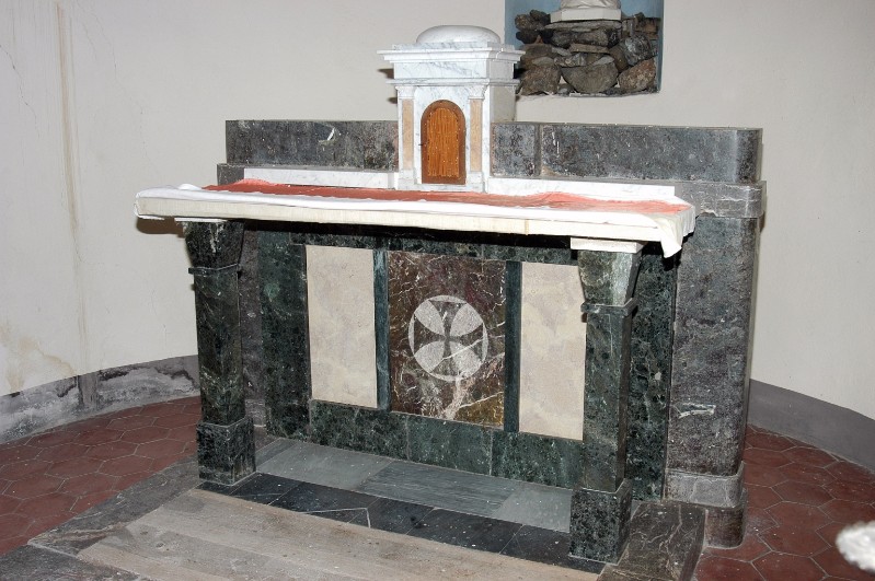 Maestranze piacentine sec. XX, Altare in marmo verde venato