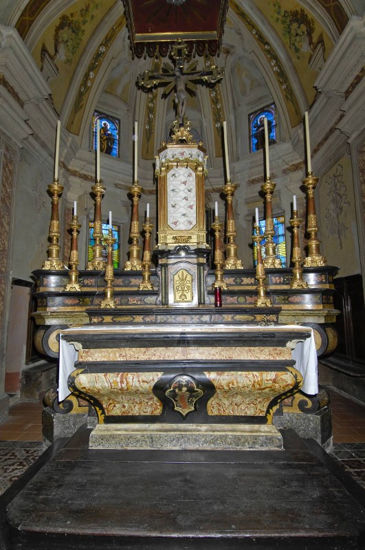 Bottega comasca sec. XVIII, Altare maggiore in scagliola