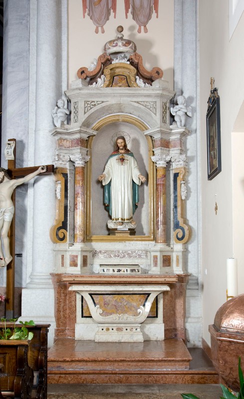 Cerchia di Benedetti C. primo quarto sec. XVIII, Altare laterale del Sacro Cuore