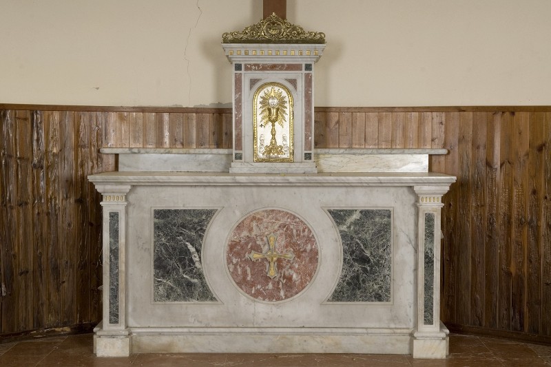 Maestranze piacentine sec. XIX, Altare maggiore in marmo scolpito