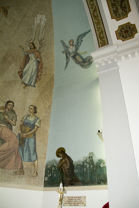 Colonna U. sec. XX, Dipinto murale di Santa Maria Maddalena