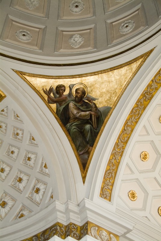 Colonna U. sec. XX, Dipinto murale di San Matteo Evangelista