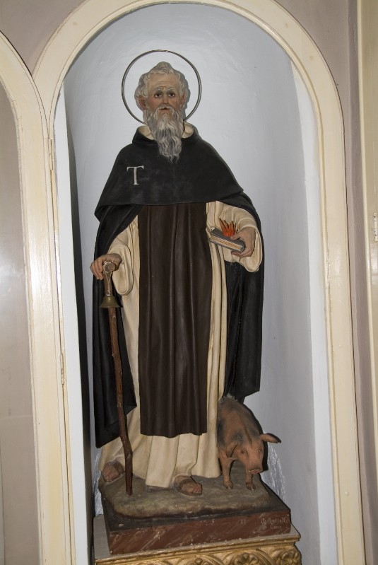 Caretta R. sec. XX, Statua di Sant'Antonio abate