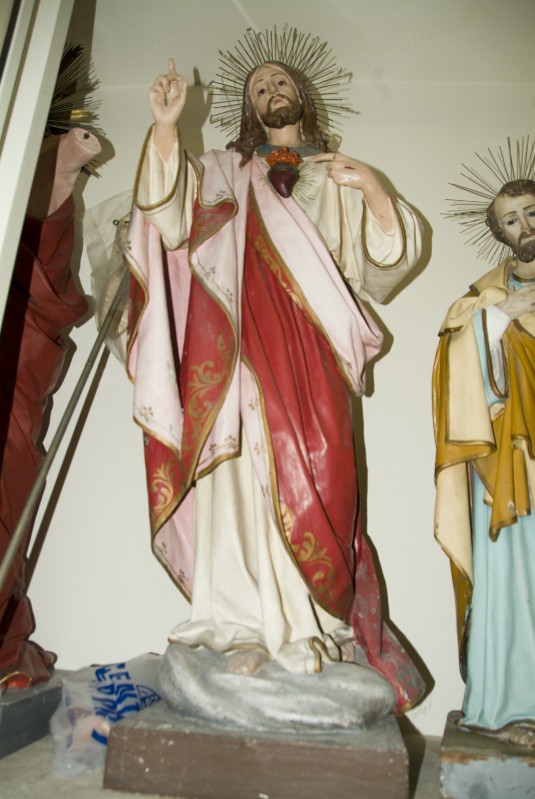 Caretta R. sec. XIX, Statua del Sacro Cuore di Gesù