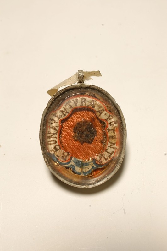 Ambito lombardo sec. XIX, Reliquiario a capsula di San Bonaventura da Potenza