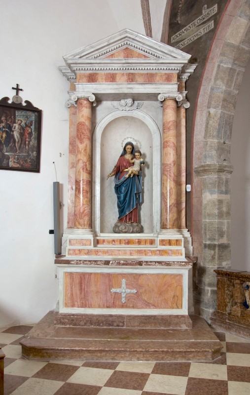 Corso A.-Corso G. (1860), Altare della Madonna