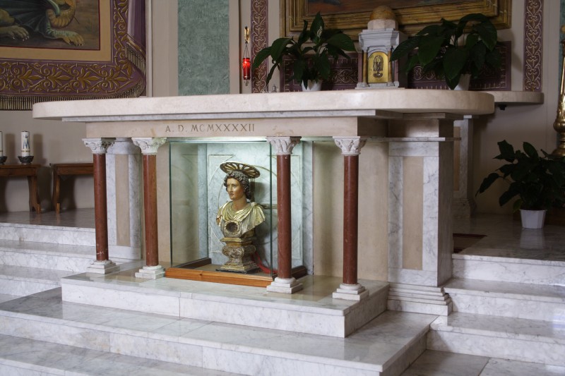 Bott. umbra sec. XX, Altare maggiore dedicato a San Pancrazio martire