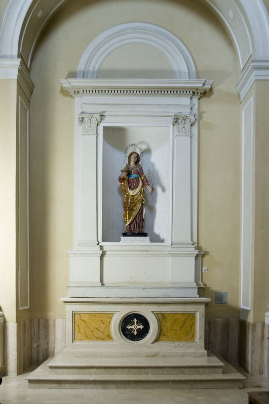 Bott. dell'Italia centr. sec. XIX, Altare laterale dedicato a Santa Lucia