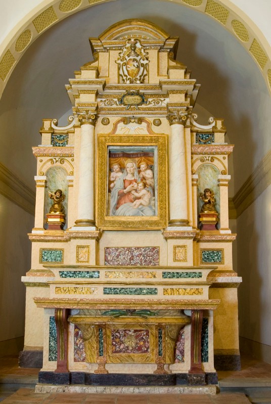 Maestranze umbre (1623), Altare maggiore dedicato alla Vergine
