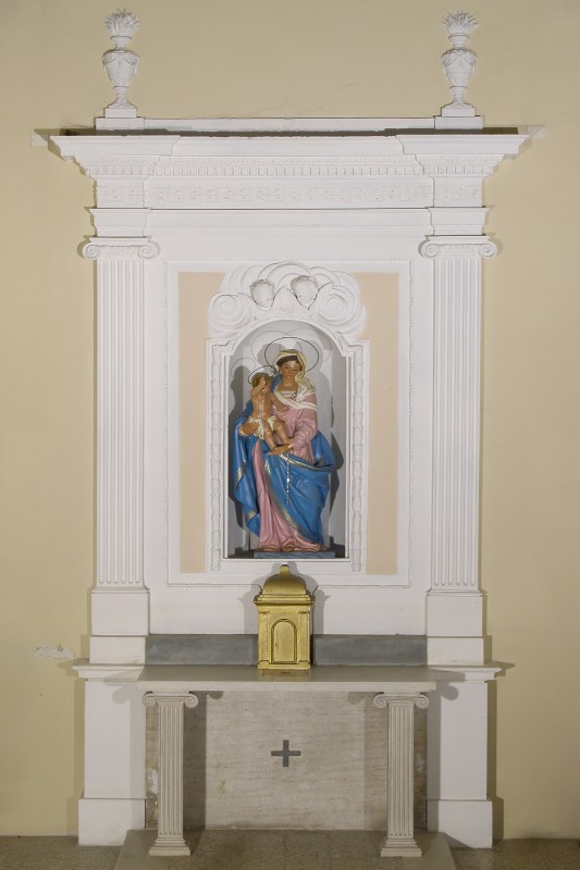 Maestranze romagnole sec. XVIII, Altare laterale della Madonna del rosario