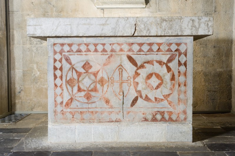 Bottega toscana sec. XI-XII, Paliotto con motivi geometrici in cera rossa