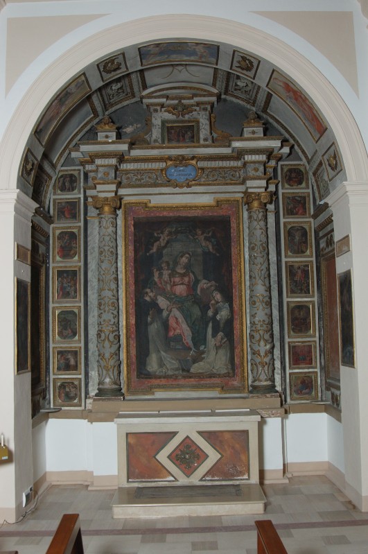 Bott. umbra sec. XVII, Altare dedicato alla Madonna del Rosario