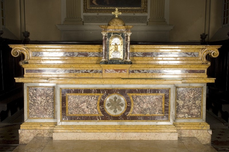 Maestranze emiliane sec. XVIII, Altare maggiore in marmi policromi