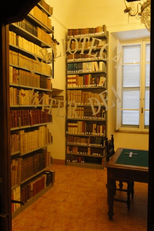 Biblioteca Mater Dei