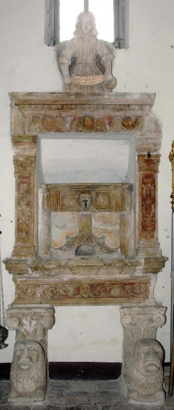 Bottega abruzzese sec. XVI, Fontana a muro