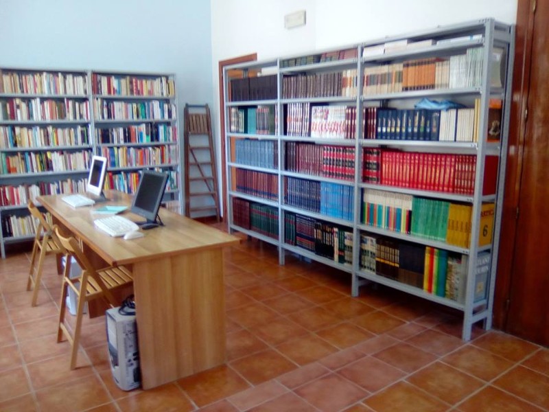 Biblioteca parrocchiale "don Peppino Lannia"