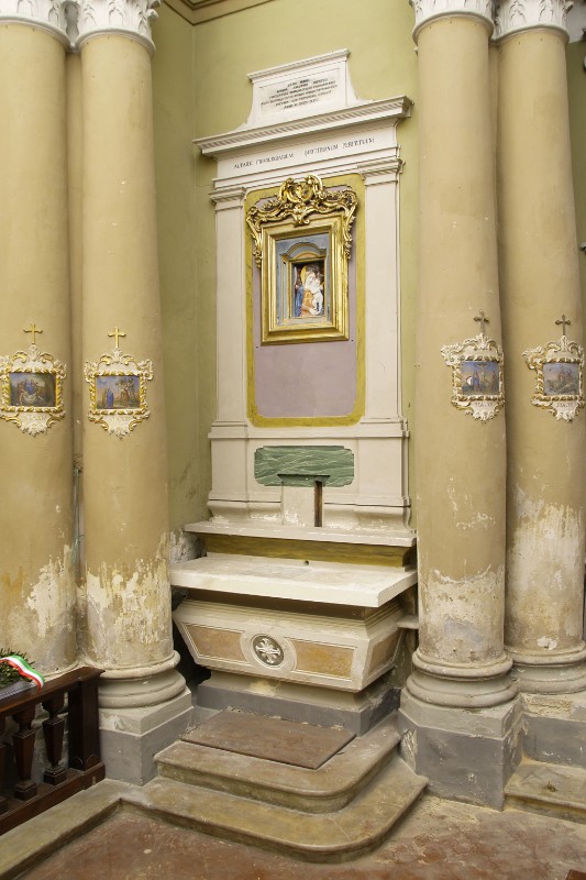 Maestranze romagnole (1822), Altare laterale della Madonna della salute