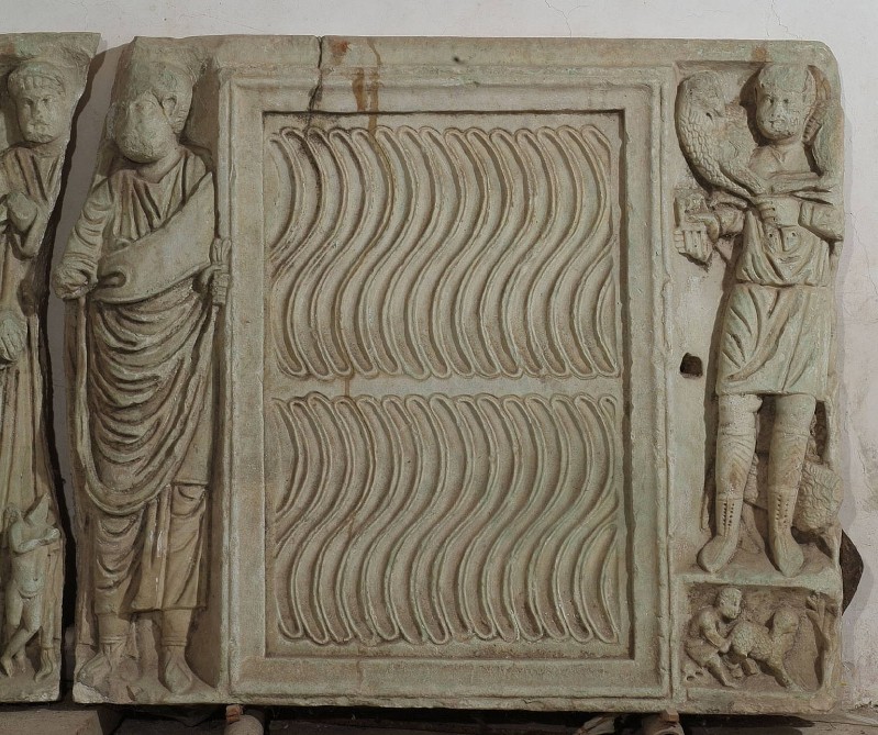Bott. laziale sec. VI, Lastra di sarcofago con Buon Pastore
