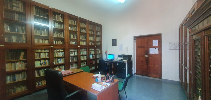 Biblioteca parrocchiale "Canonico Giovan Battista Lo Cicero"