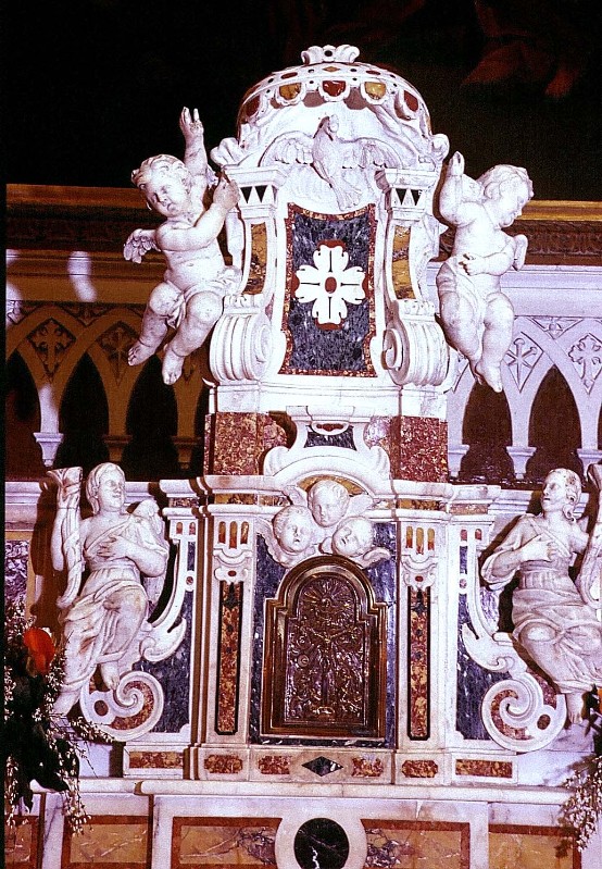 Bott. italiana secc. XVIII-XIX, Tabernacolo in marmo scolpito
