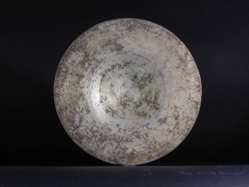 Bott. romana sec. XIX, Patena del calice con motivi vegetali