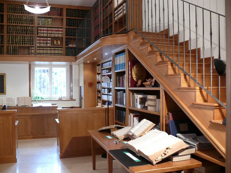 Biblioteca Curia Generale OFM