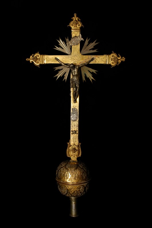 Bottega laziale sec. XVI, Croce astile con stemma Filonardi