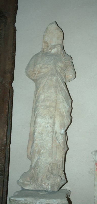 Ambito dell'Italia meridionale sec. II, Statua con Iside