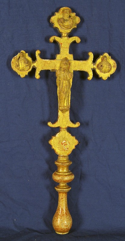 Ambito umbro secc. XIII-XIV, Croce astile con effigie di santo-vescovo