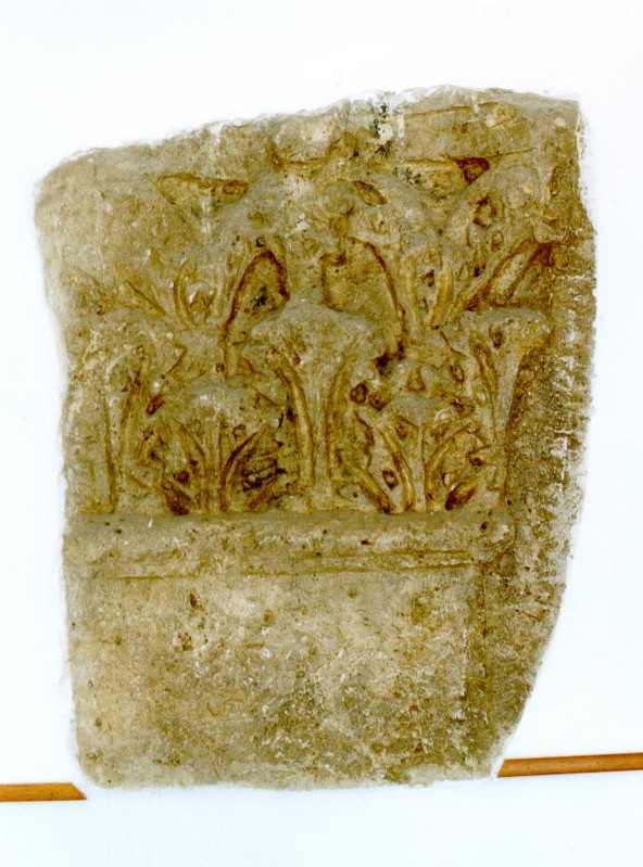 Bottega urbisagliese secc. I-II d. C., Capitello corinzio