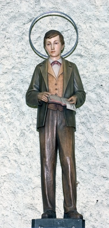 Moroder V. (1961), Statua di San Domenico Savio