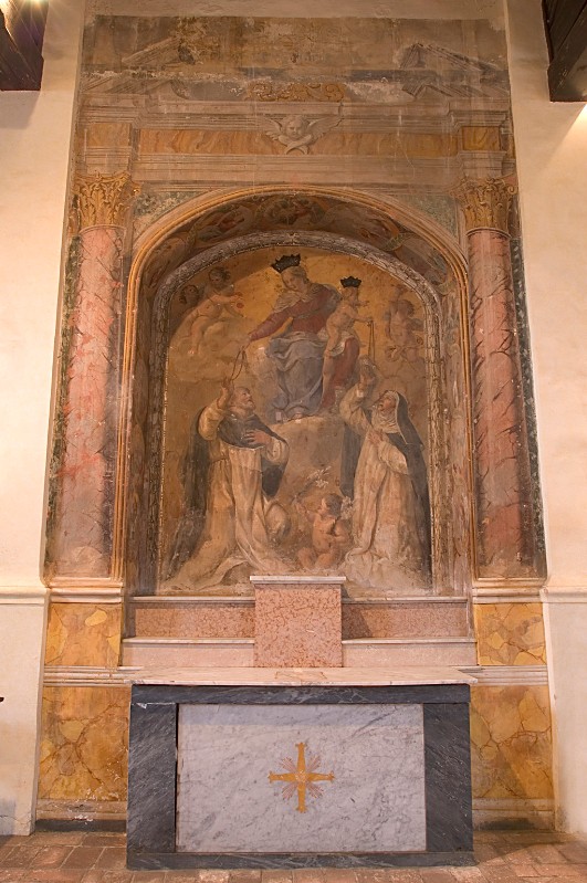 Bott. laziale sec XVII, Altare della Madonna del Rosario
