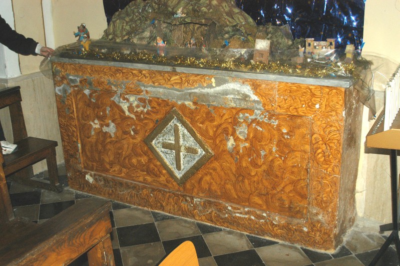 Stuccatore campano sec. XIX, Altare laterale sinistro