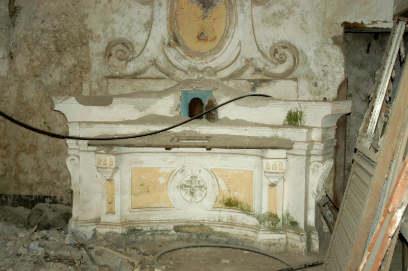 Stuccatore campano sec. XIX, Altare di sacrestia
