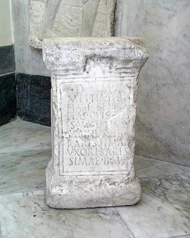 Maestranze napoletane sec. I d.C., Cippo funerario