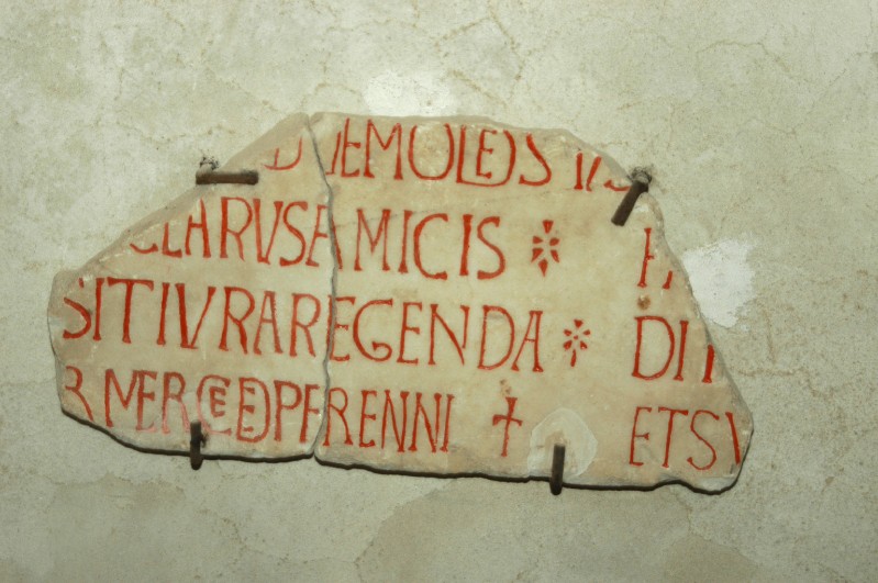 Marmoraro campano sec. IX - X, Frammento di iscrizione Perenni