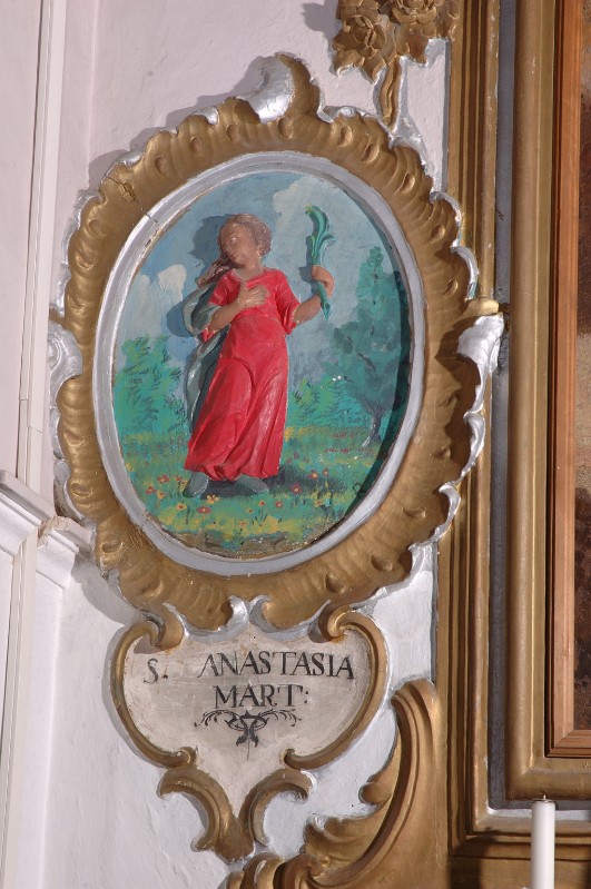 Ambito abruzzese sec. XVIII, Medaglione scolpito di Santa Anastasia